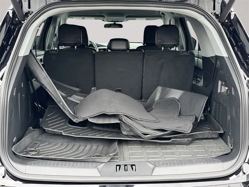 Used 2023 Ford Explorer XLT w/ Equipment Group 202A image 35