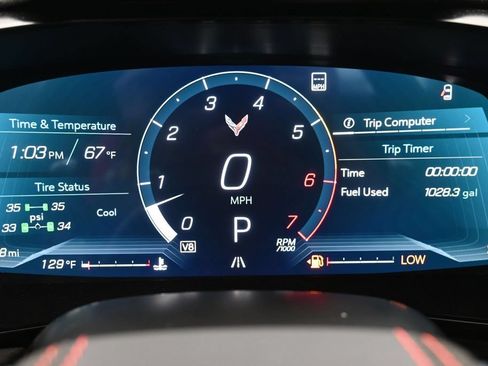 Used 2023 Chevrolet Corvette Stingray Premium Conv w/ Z51 Performance Package RWD image 17
