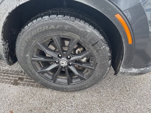 Certified 2024 Honda CR-V Sport-L image 4