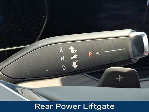 Used 2026 Chevrolet Suburban LT AWD/4WD image 11