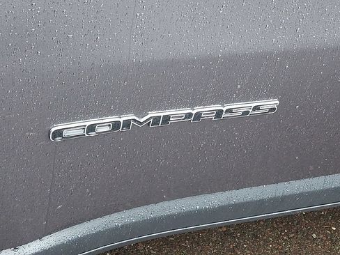 Used 2024 Jeep Compass Limited AWD/4WD image 31