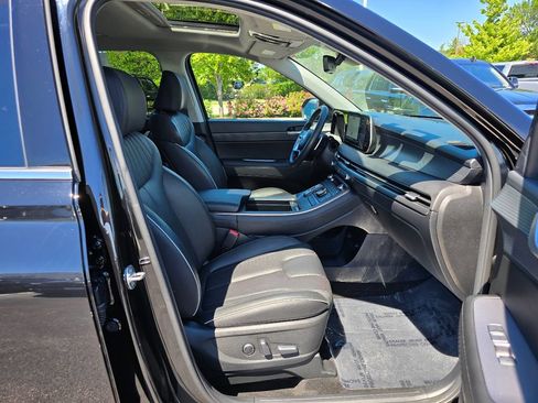 Used 2024 Hyundai Palisade Limited AWD/4WD image 29
