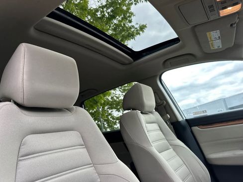 Used 2019 Honda CR-V EX image 17