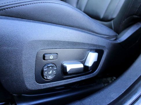 Used 2020 BMW M340i xDrive w/ Premium Package image 11