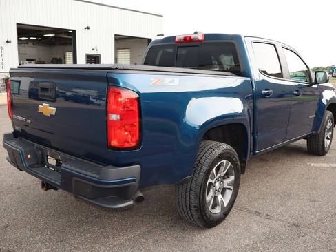 Used 2020 Chevrolet Colorado Z71 AWD/4WD image 3