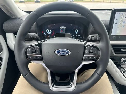 New 2026 Ford Explorer Platinum AWD/4WD image 38