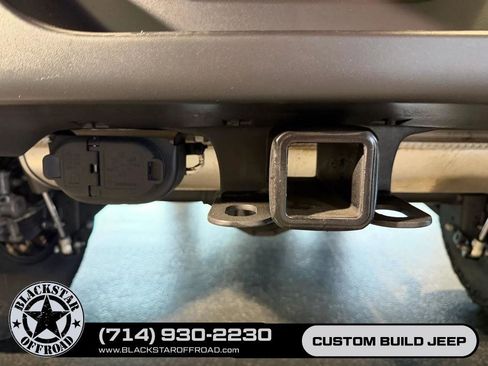 Used 2024 Jeep Wrangler Unlimited Rubicon AWD/4WD image 12