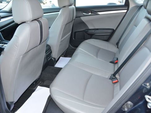 Used 2018 Honda Civic Touring image 11