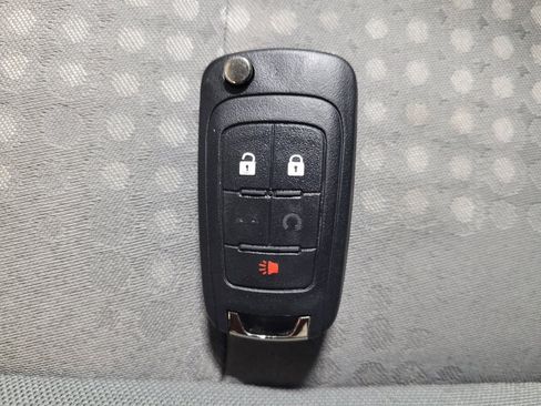 Used 2017 Chevrolet Sonic LT FWD image 32