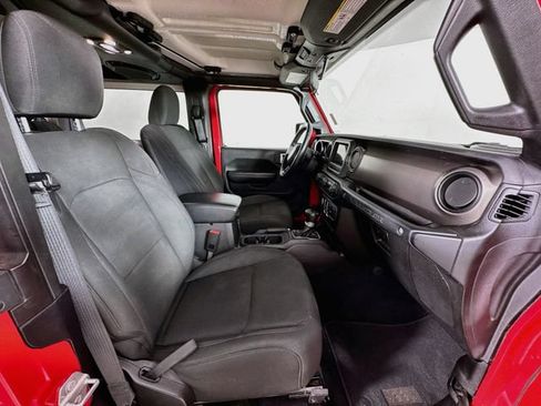 Used 2020 Jeep Wrangler Sport AWD/4WD image 29