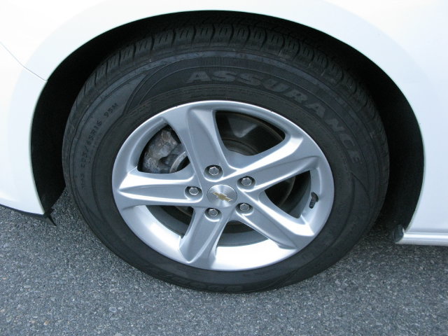 Used 2024 Chevrolet Malibu LT FWD image 10