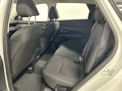 Used 2025 Hyundai Tucson SE AWD/4WD image 19