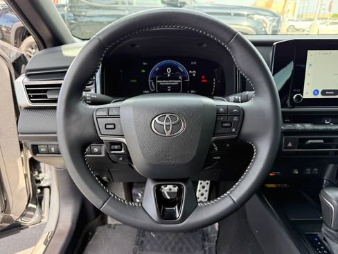 Certified 2025 Toyota Camry SE w/ Convenience Package FWD image 19