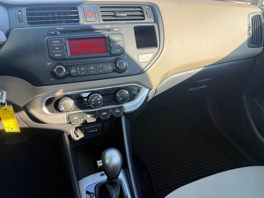 Used 2014 Kia Rio LX w/ Power Package FWD image 12