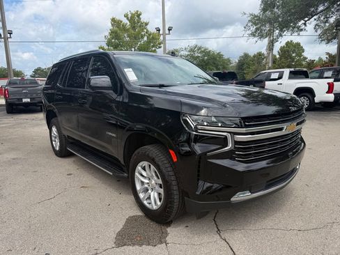 Used 2024 Chevrolet Tahoe LT RWD image 1