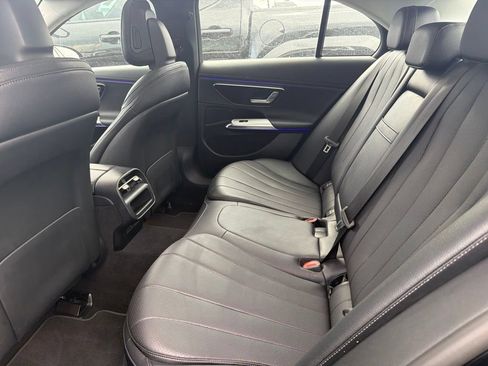 Used 2025 Mercedes-Benz E 350 4MATIC Sedan w/ Winter Package image 3