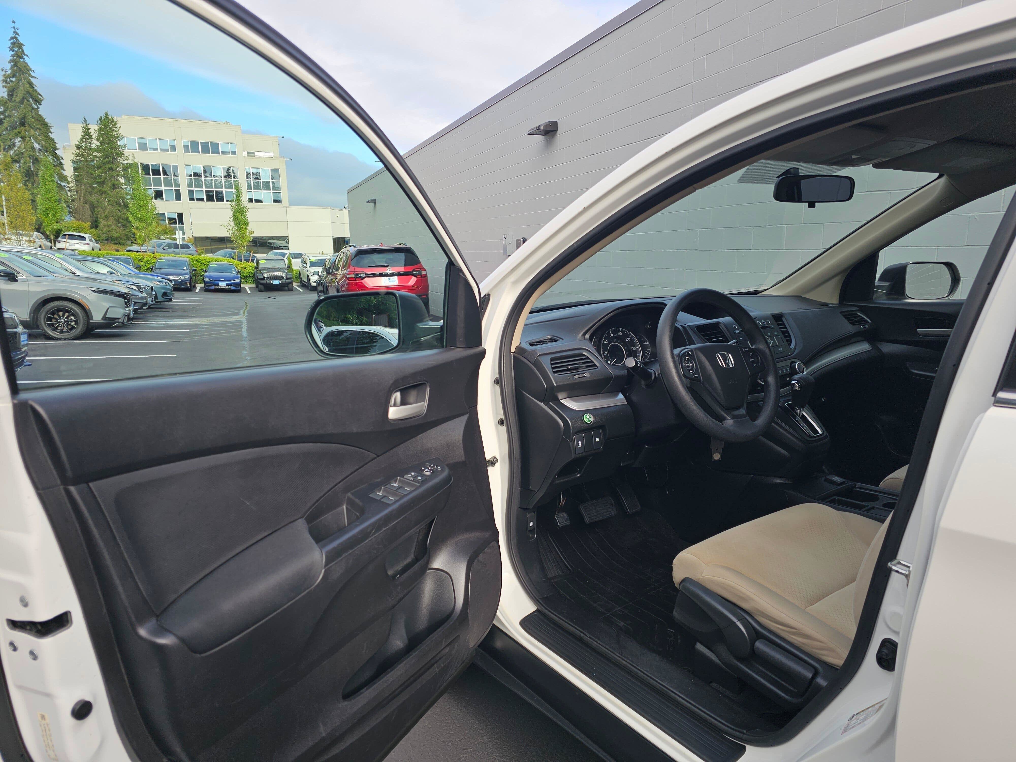 Used 2015 Honda CR-V LX image 22
