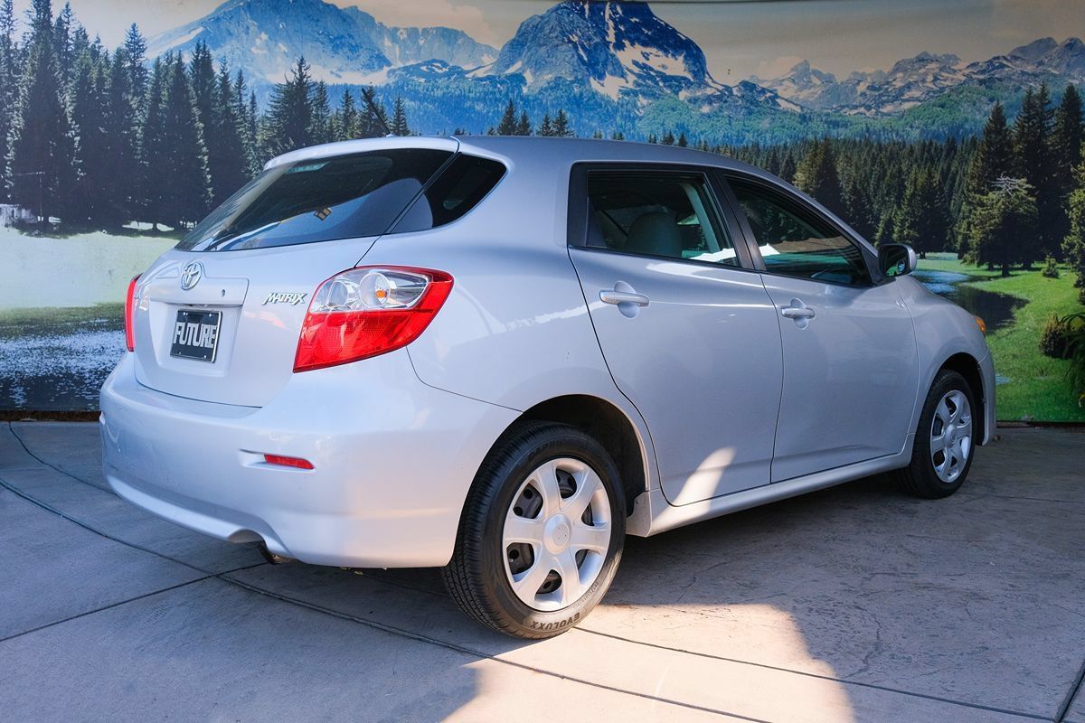 Used 2009 Toyota Matrix FWD image 6