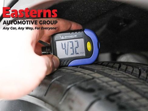 Used 2022 Toyota Corolla Cross LE image 26