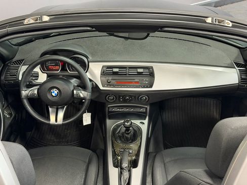 Used 2007 BMW Z4 3.0i RWD image 11