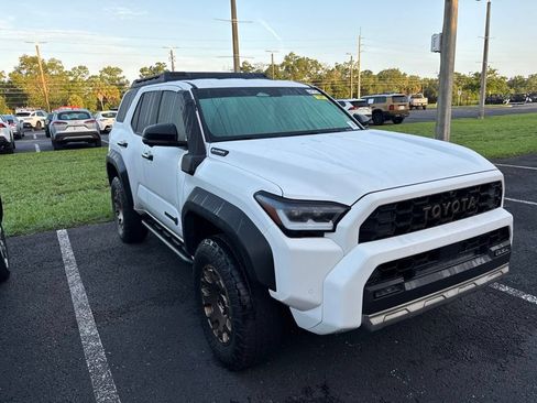 Certified 2025 Toyota 4Runner Trailhunter AWD/4WD image 7