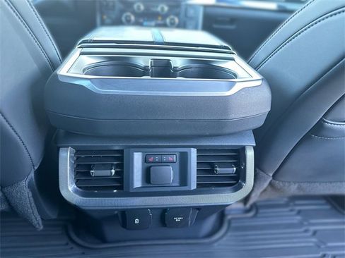 Used 2025 Ford F150 Platinum w/ FX4 Off-Road Package image 23