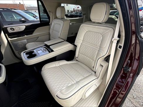 Used 2021 Lincoln Navigator Black Label AWD/4WD image 23