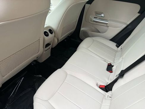 Certified 2022 Mercedes-Benz GLA 250 image 15