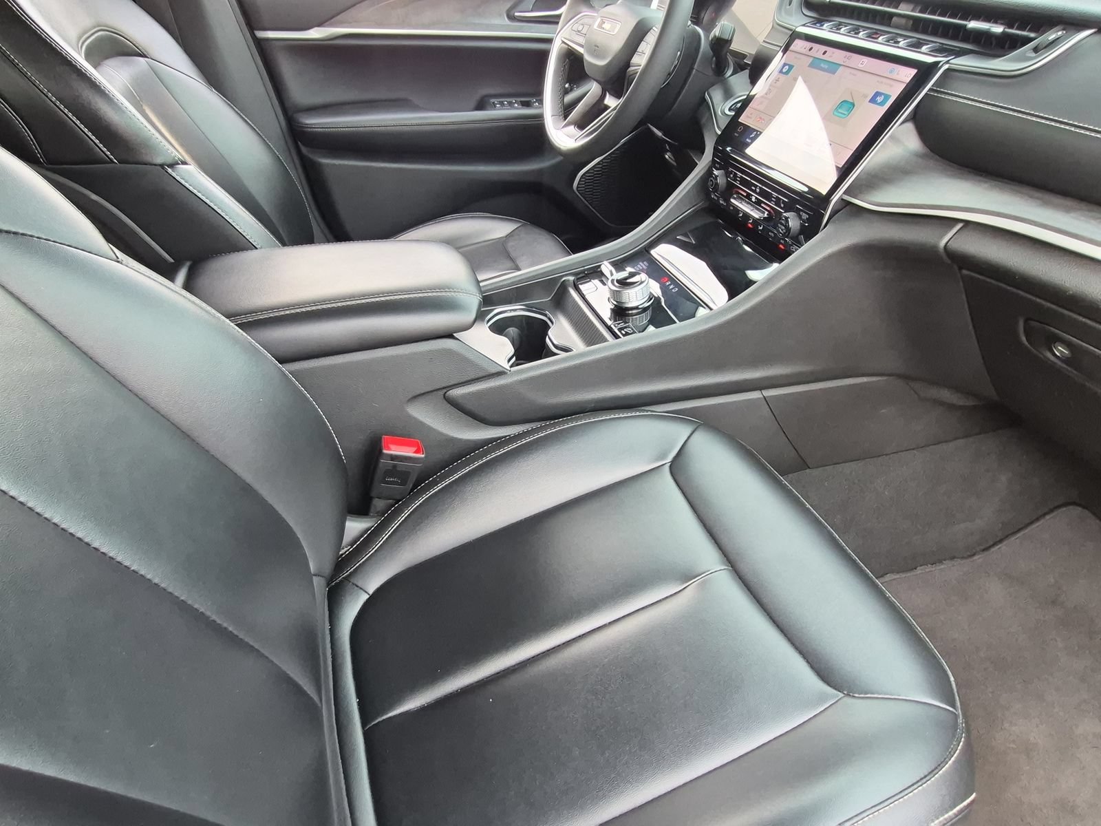Used 2024 Jeep Grand Cherokee Limited 4xe AWD/4WD image 19