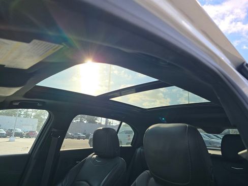 Used 2021 Cadillac XT4 Sport image 27