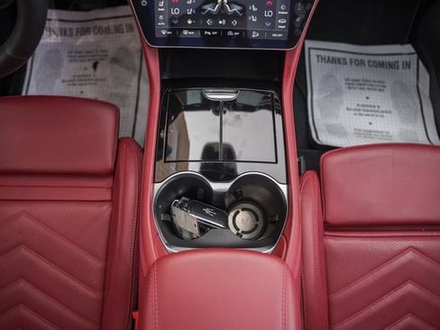 Used 2023 Maserati Grecale Modena AWD/4WD image 32