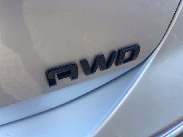 Used 2019 Chevrolet Equinox LT AWD/4WD image 39