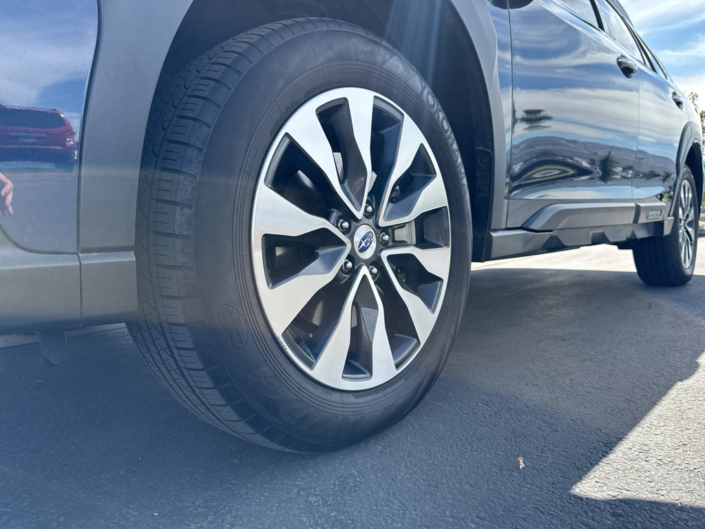 Used 2025 Subaru Outback Touring XT AWD/4WD image 19