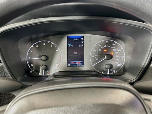 Used 2025 Toyota Corolla LE FWD image 18