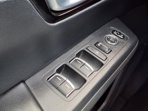 Used 2023 Honda CR-V EX-L image 19