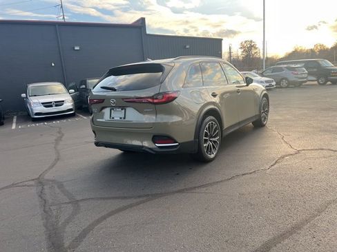 Certified 2025 MAZDA CX-70 Plug-In Hybrid w/ Premium Pkg image 10