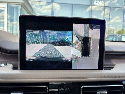 Used 2020 Lincoln Aviator Reserve w/ Equipment Group 202A AWD/4WD image 6