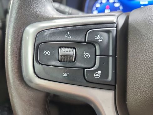 Used 2022 Chevrolet Tahoe Z71 w/ Luxury Package AWD/4WD image 24