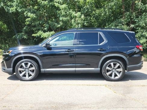Used 2024 Honda Pilot Elite image 2