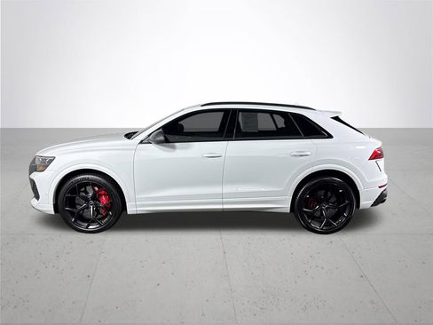 Used 2025 Audi RS Q8 performance image 10