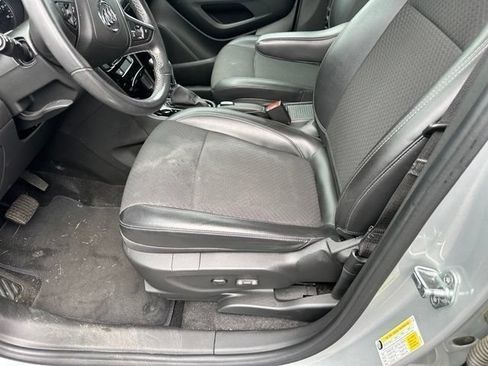Certified 2022 Buick Encore Preferred w/ Safety Package FWD image 31