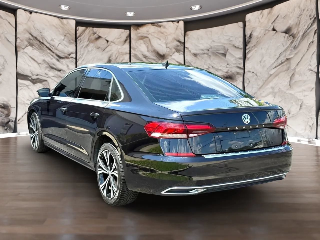 Used 2022 Volkswagen Passat 2.0T SE FWD image 5