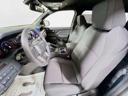 Certified 2025 Toyota 4Runner SR5 image 19