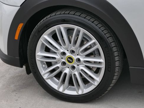 Used 2023 MINI Cooper SE image 11