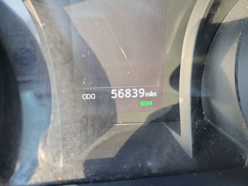 Used 2024 Toyota Camry SE image 15