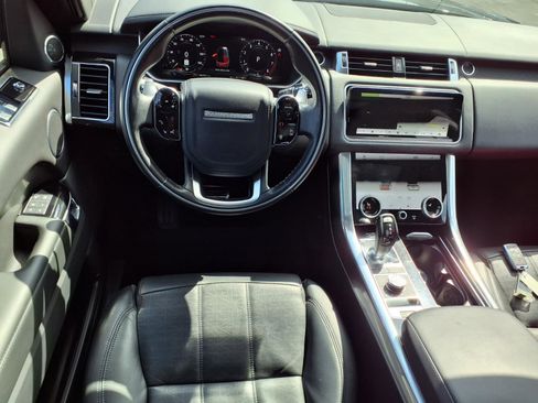 Used 2018 Land Rover Range Rover Sport HSE Dynamic image 2