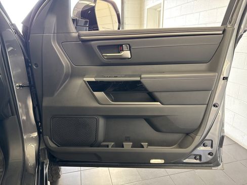 Used 2025 Toyota Tundra Limited image 53