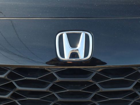 Used 2025 Honda HR-V LX image 27