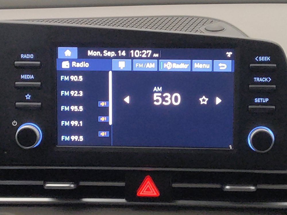 Used 2025 Hyundai Elantra Sport FWD image 25