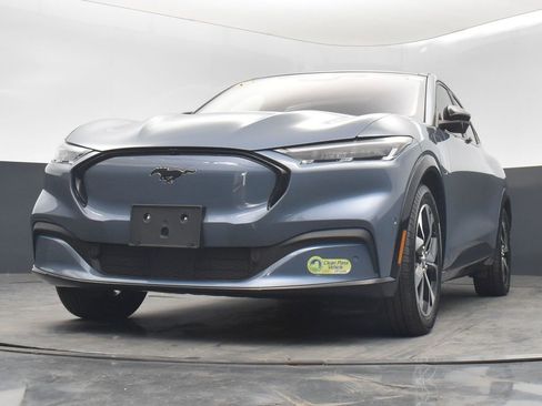 Used 2023 Ford Mustang Mach-E Premium image 21